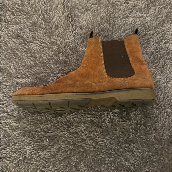CLARKS Men\'s Brown Suede Chelsea Boots main image 12